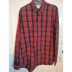 Wrangler Authentic Men's LT Red/Black/White button closure dress shirt cotton